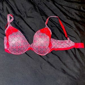 VICTORIA SECRET BRA